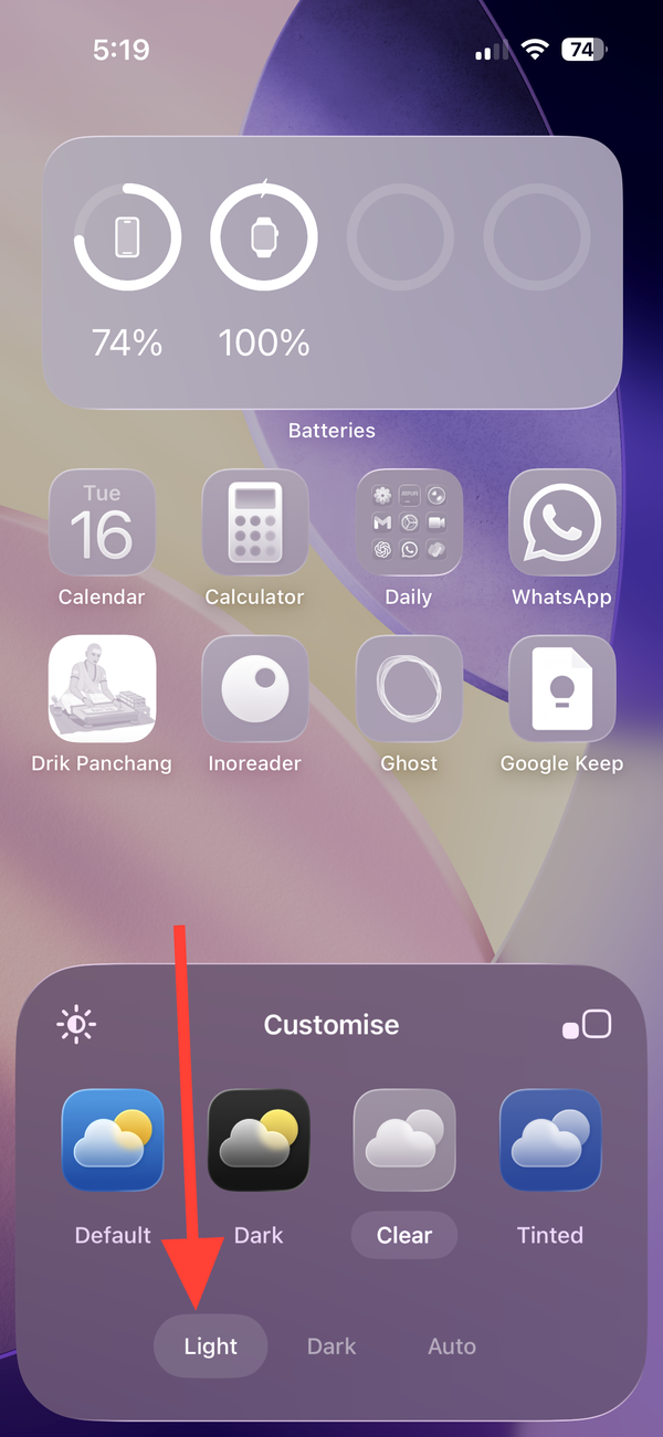 How to make iPhone app icons clear in iOS 26
