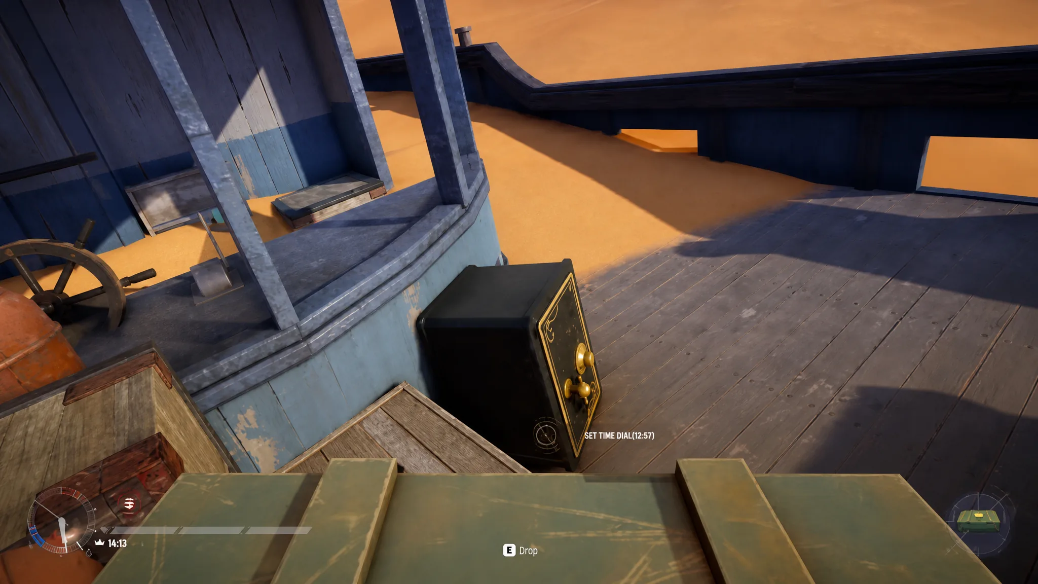 Looting a rare safe for Crowns in Sand: Raiders of Sophie