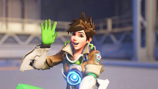 Overwatch 2 tier list: Tracer is waving to the camera