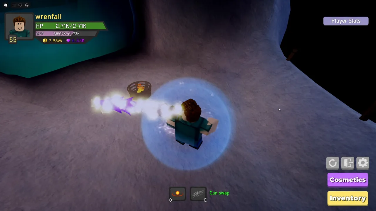 Pirate Island combat with the Q and E ability slots showing the swap prompt