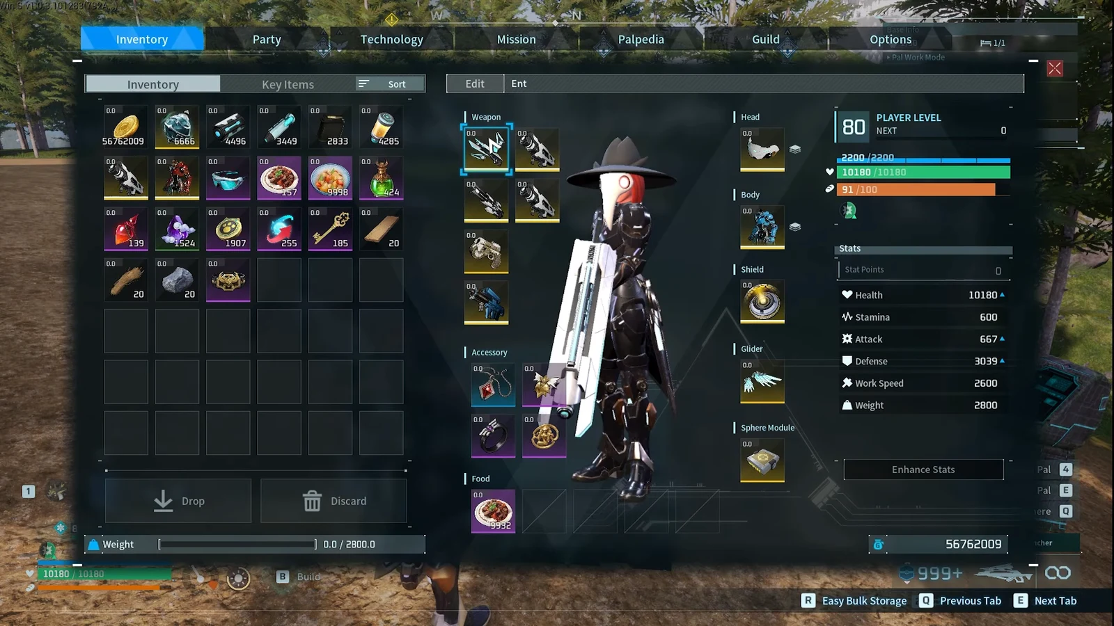 Inventory screen with the top-left weapon slot highlighted in blue before the raid.