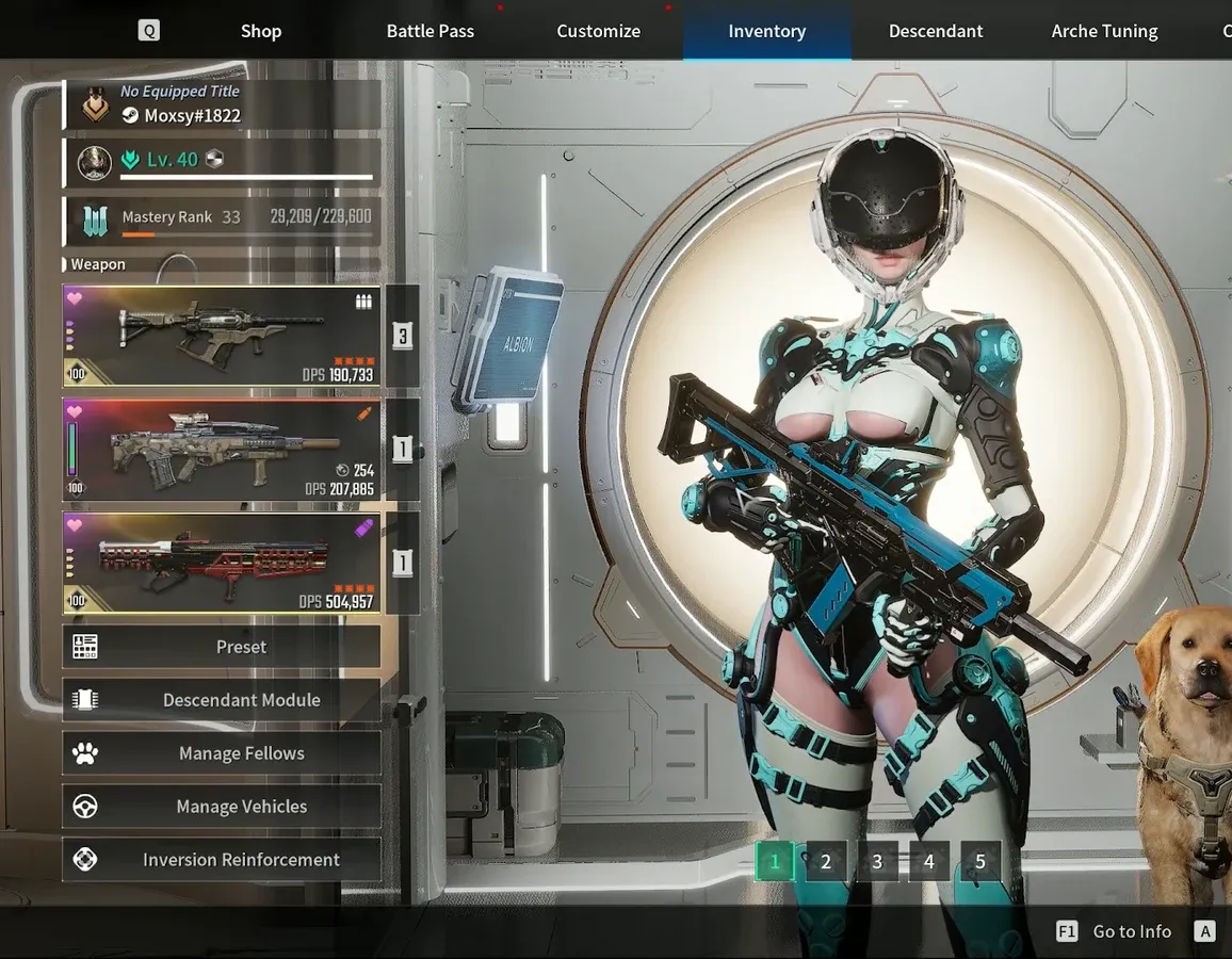 Inventory screen with the second weapon slot highlighted for equipping