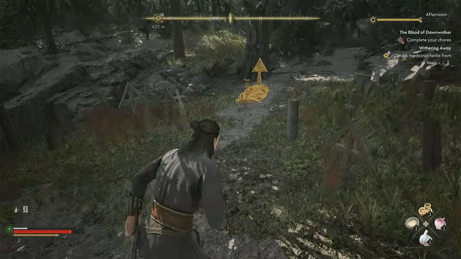 Focus Mode highlights an interactive object in yellow while a prologue objective is tracked on screen