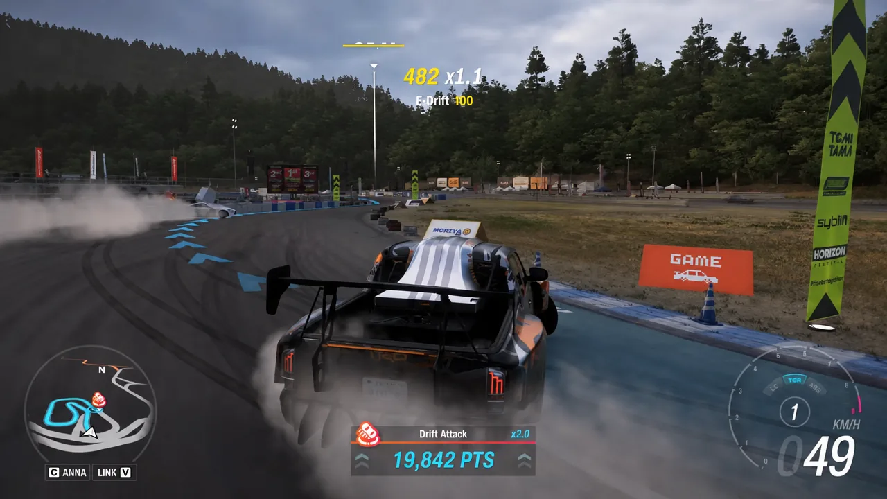 Drift Attack HUD counter reading 19,842 PTS mid-slide