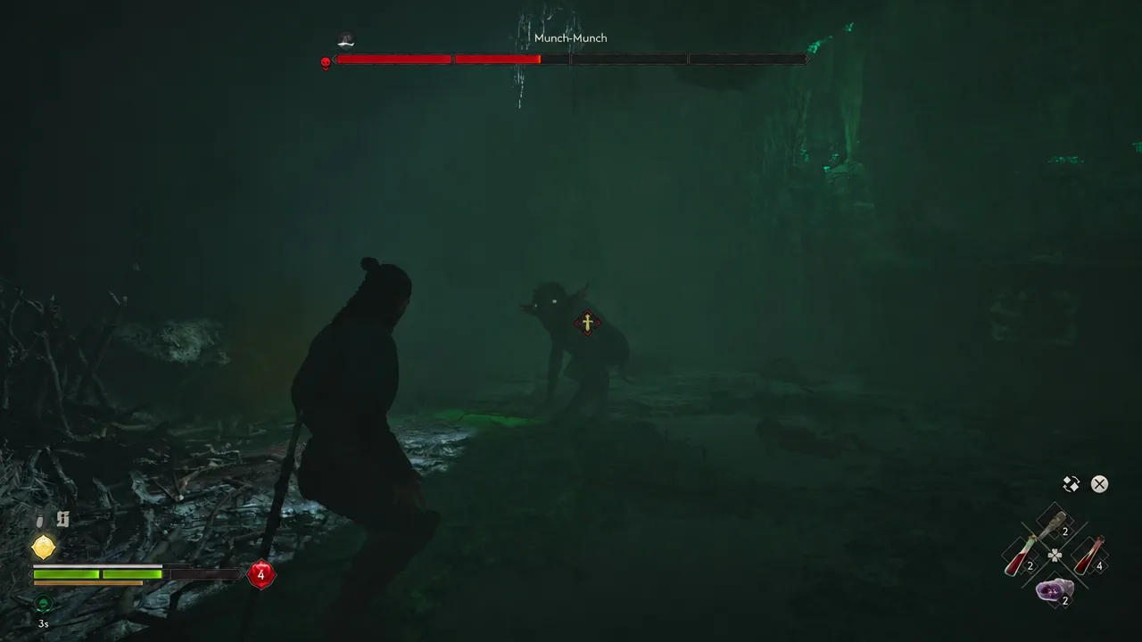 Player locked onto the highlighted Munch-Munch during combat with its health bar visible