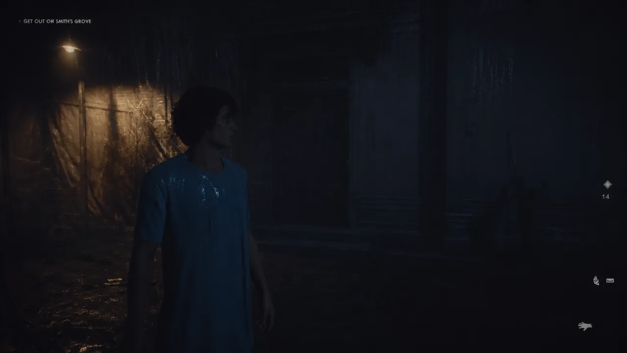 Gameplay with the objective GET OUT OF SMITH'S GROVE shown while Michael moves through a dark room