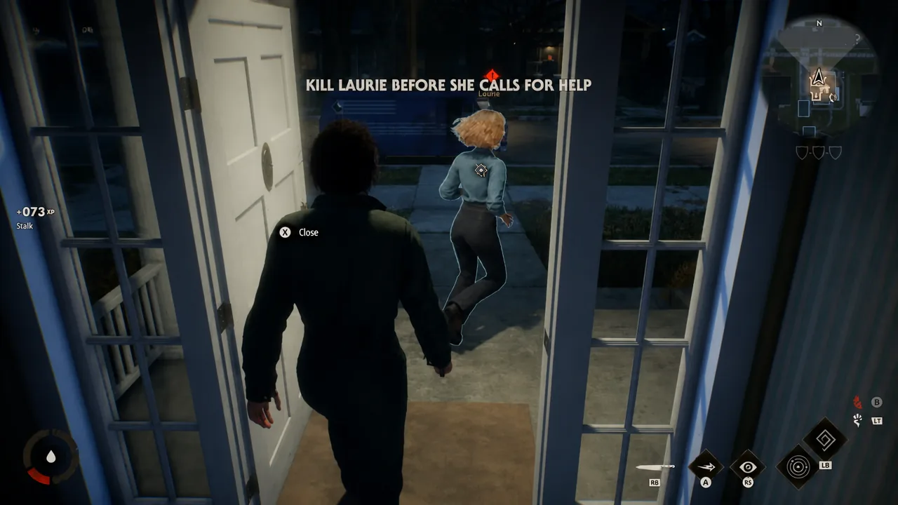 Laurie highlighted on screen during the Chapter 4 chase with the kill-before-she-calls-for-help objective displayed