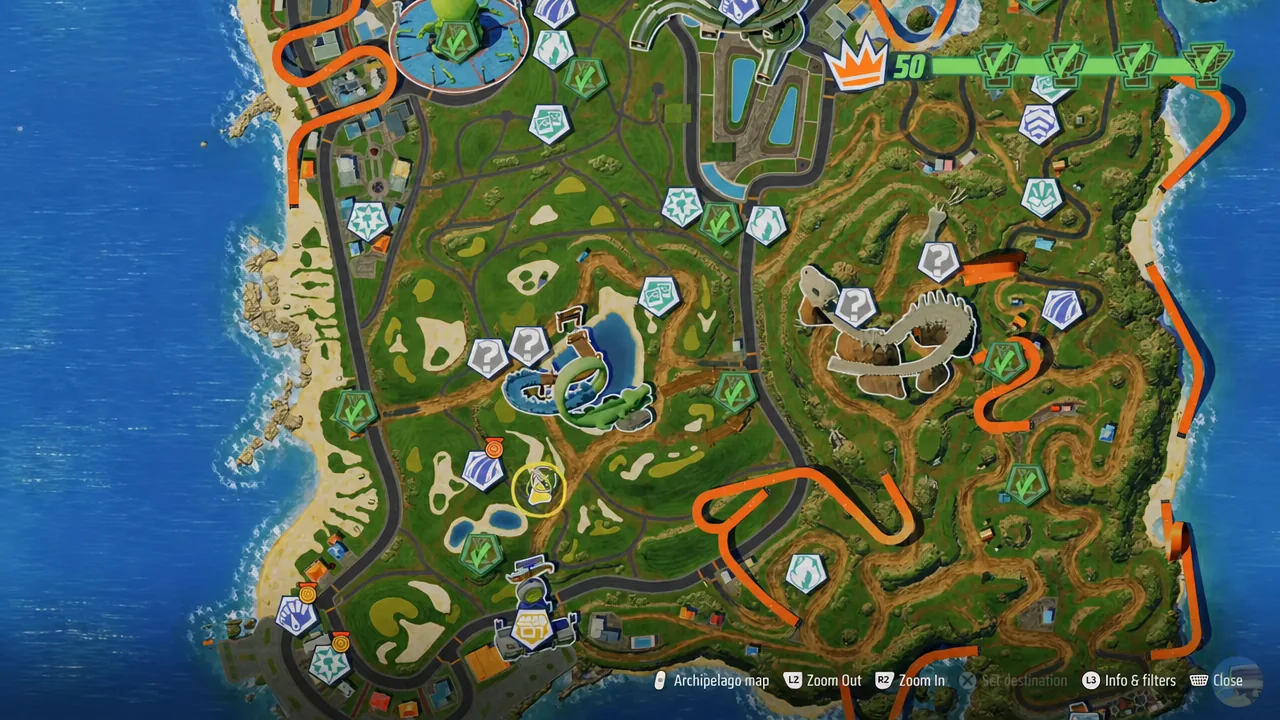 Map view with a yellow ring around a course icon while a destination is chosen
