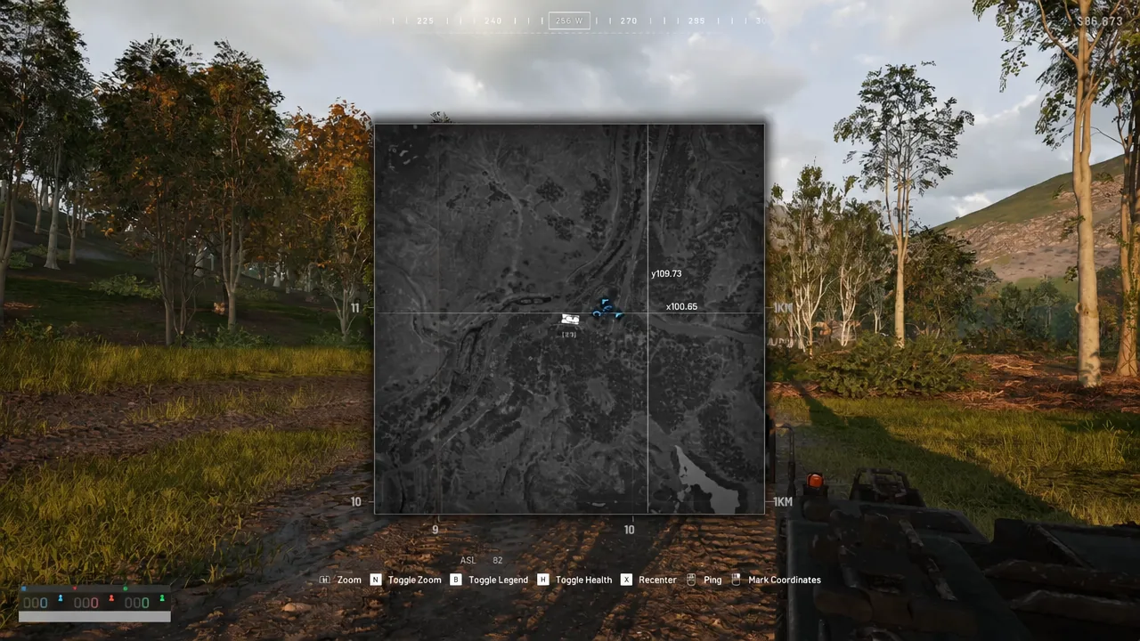 Zoomed-in WARDOGS map overlay showing the 100 m coordinate grid and the blue player marker