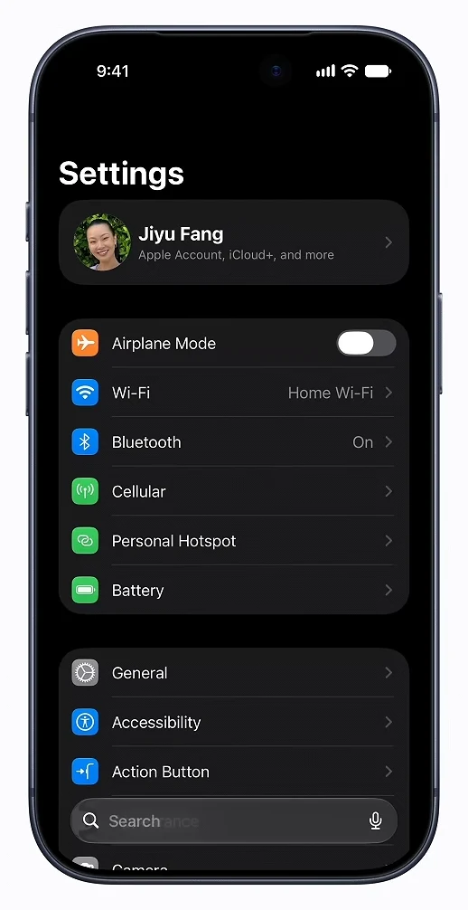 iPhone Settings app with the Siri entry in the list