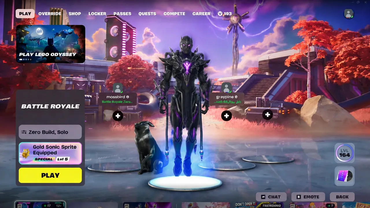 Play screen showing the Battle Royale panel with the yellow PLAY button for a Zero Build solo match