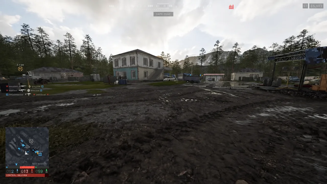 Gameplay HUD with the C2 objective marker highlighted while crossing a muddy base