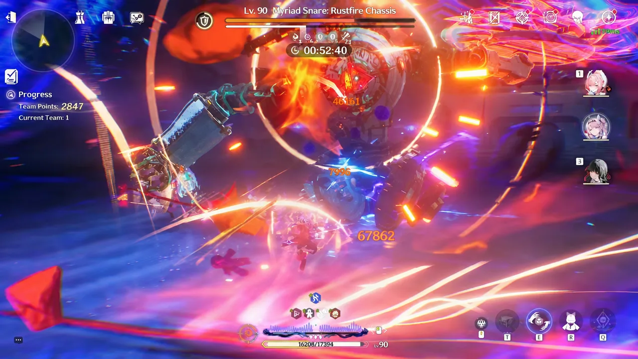Combat against Lv. 90 Myriad Snare: Rustfire Chassis, the boss that resists Fusion damage