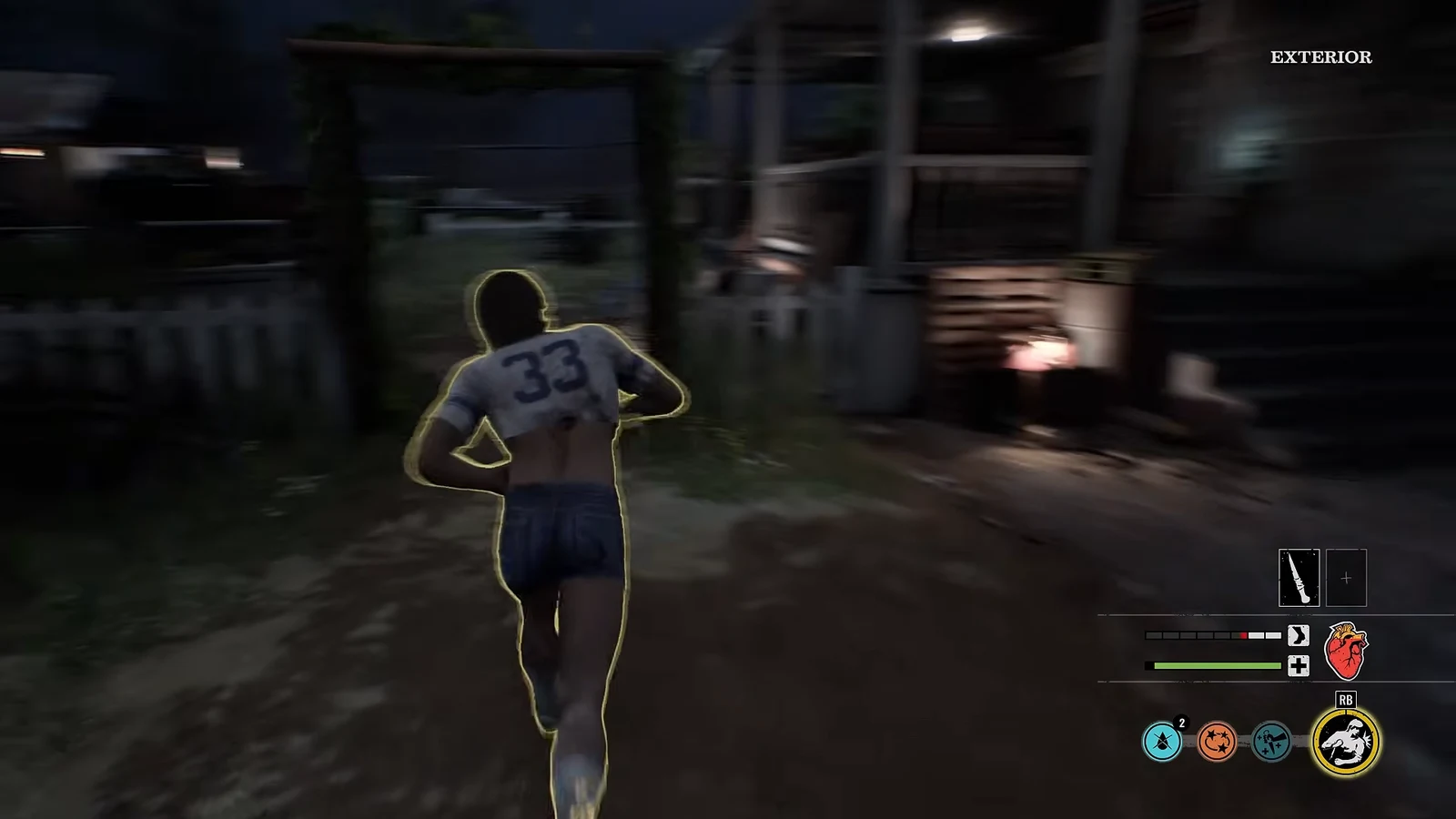 Victim sprinting across the exterior area with the weapon and ability HUD visible