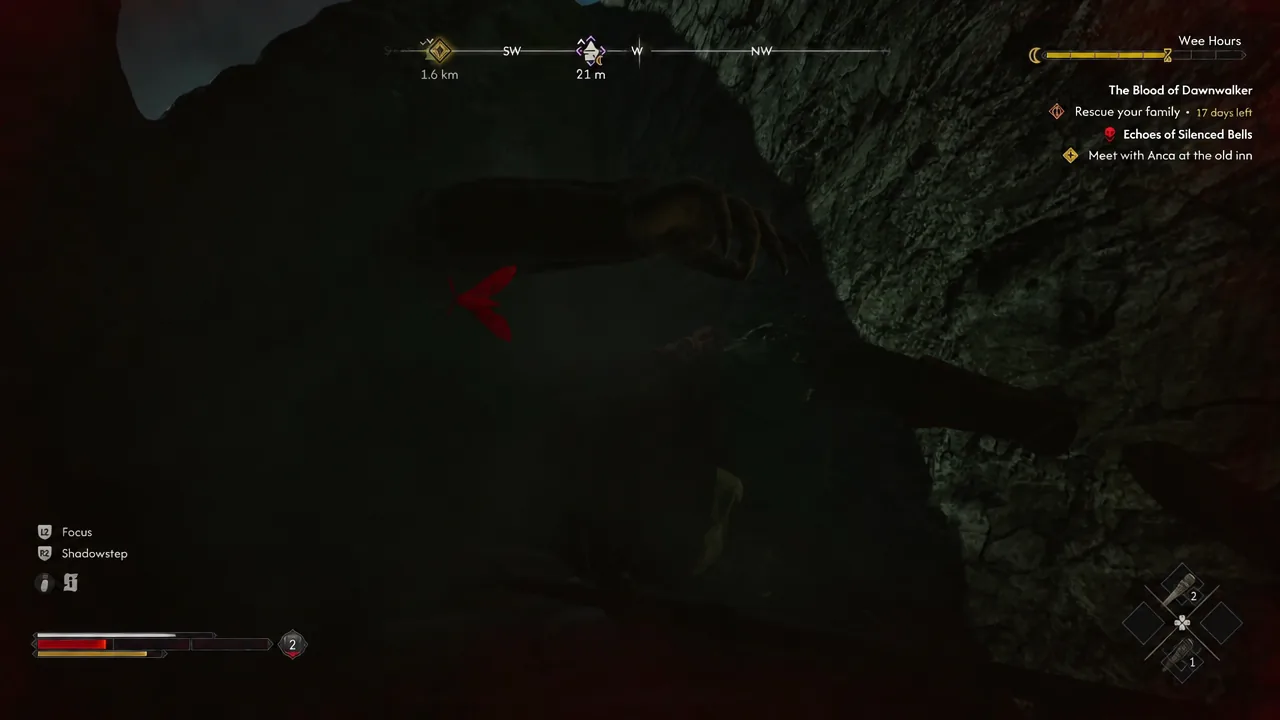 Compass waypoint at 21 metres while Coen fights in a dark interior with a nearly empty health bar