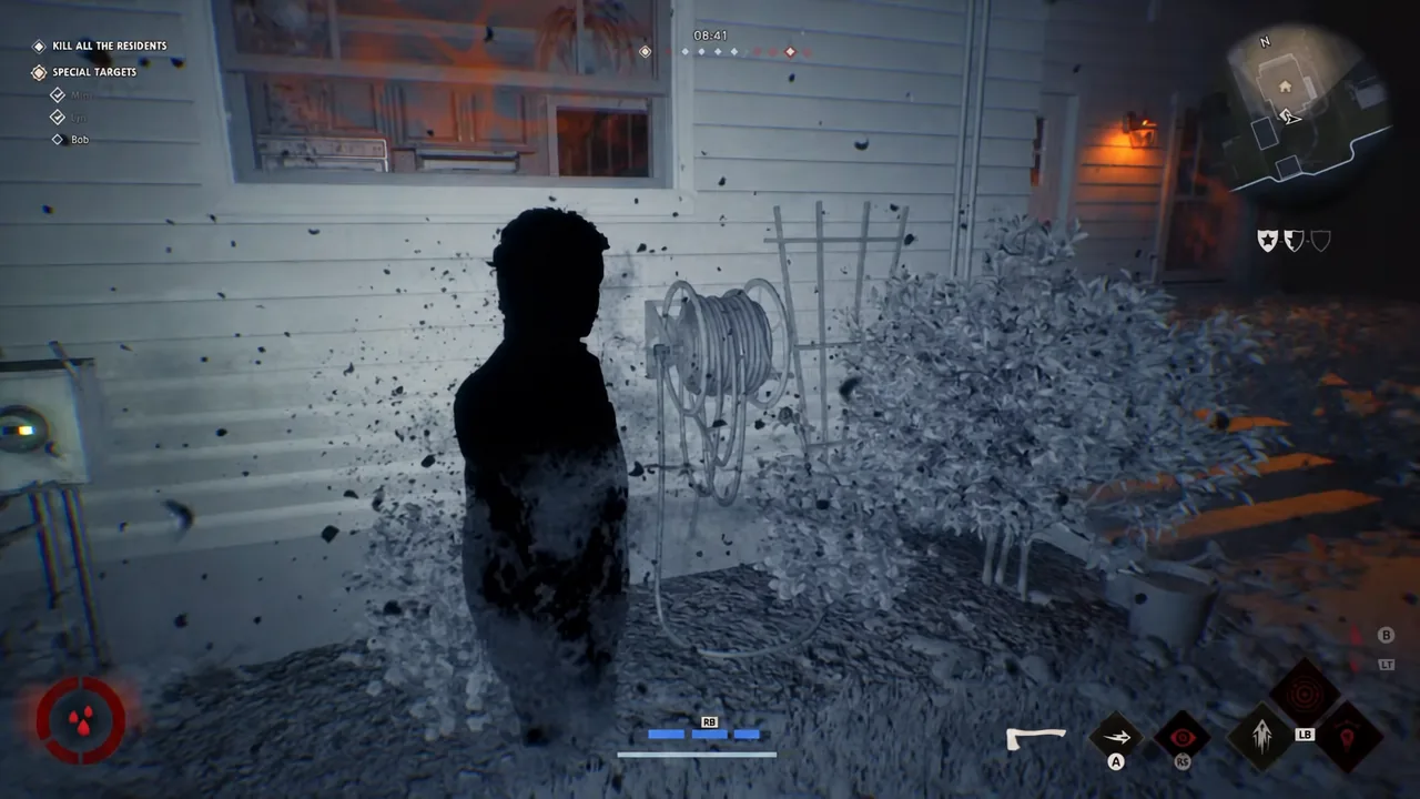 Michael moving in stealth at night while the kill all the residents objective is active