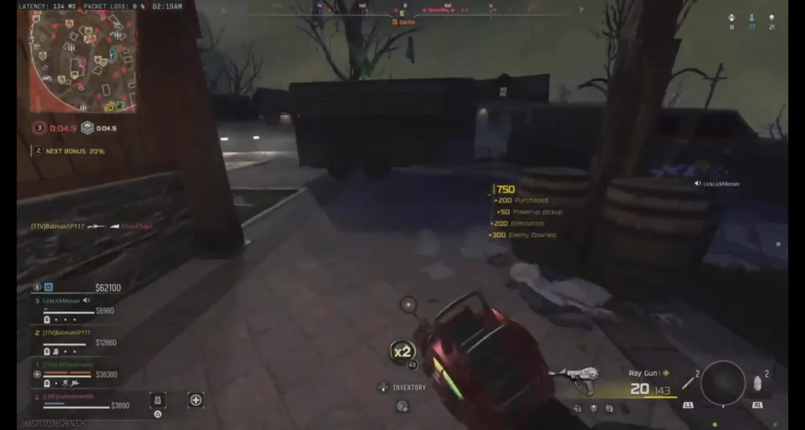 Offering Ray Gun to squadmate