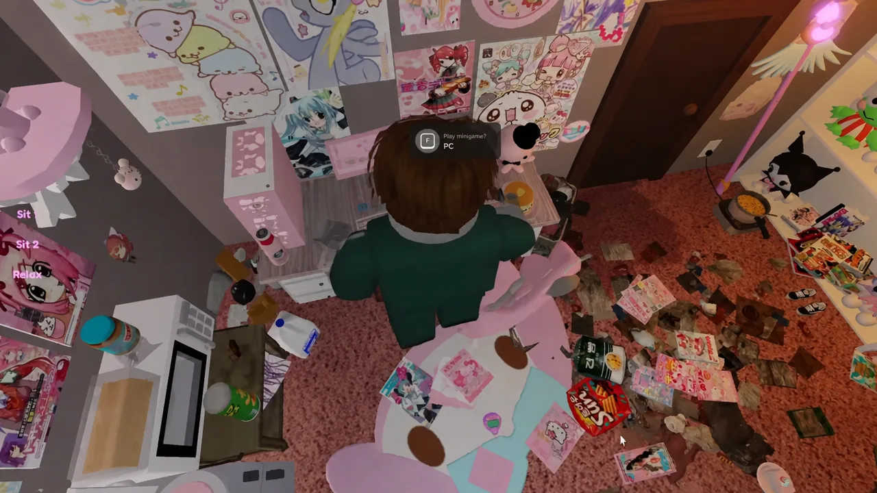 The Play minigame? prompt on the bedroom PC with the F key highlighted