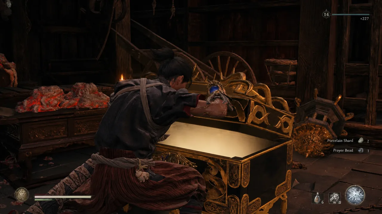 Musashi opening an ornate treasure chest as loot notifications appear on the right
