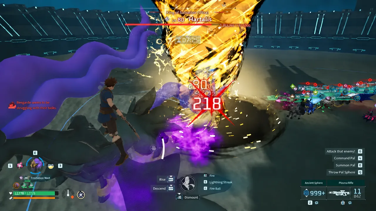 Combat screen highlighting the King of Salvation boss with damage numbers during an attack