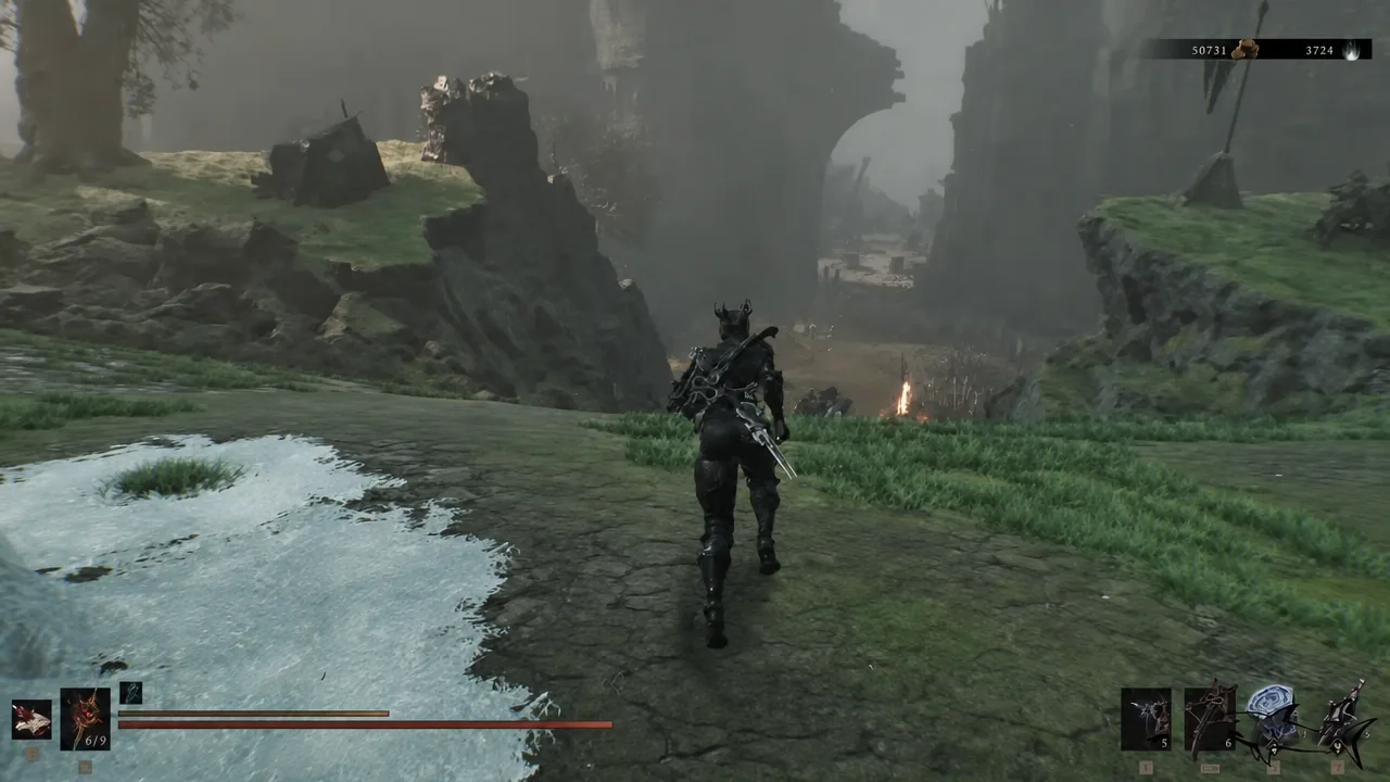 Player sprinting along the rocky path through the Road to Absolution toward the next beacon