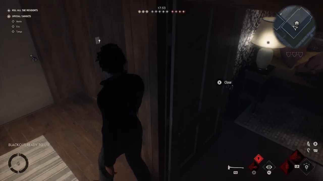 The X Close prompt shown as Michael shuts a door inside a darkened Haddonfield house