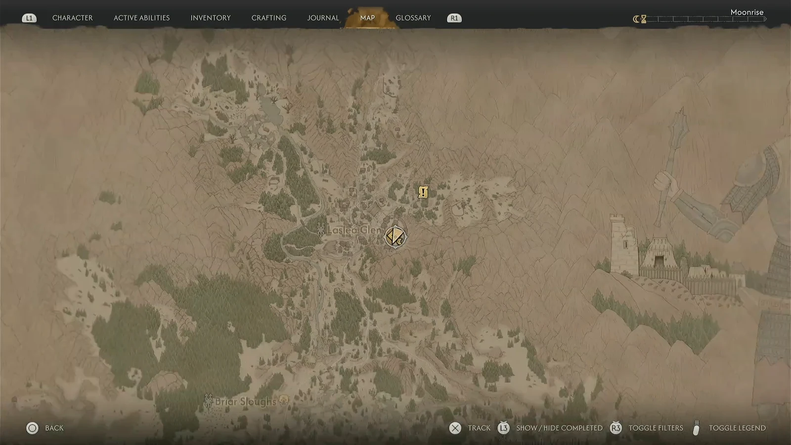 Map screen with the tracked quest marker and the tracking and legend controls visible