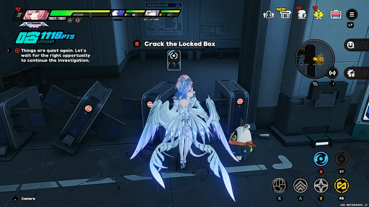 Crack the Locked Box objective with the B interaction prompt shown on screen