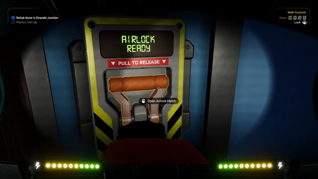 The airlock panel reading AIRLOCK READY with the Open Airlock Hatch prompt highlighted.