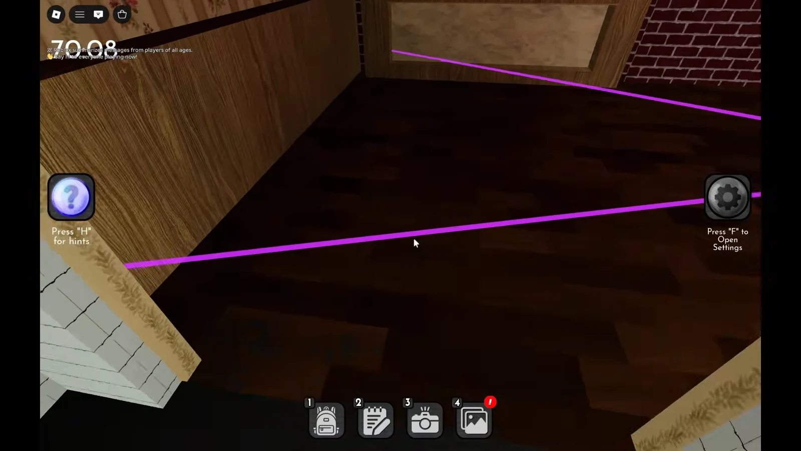 Roblox hotbar with the Photos slot marked by a red notification badge after taking a shot.