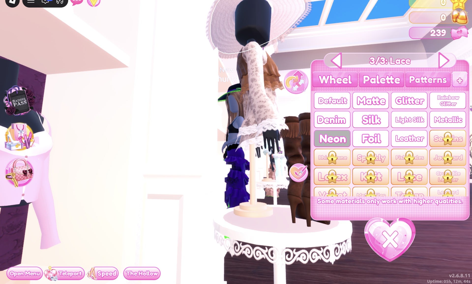 The hat's 3/3: Lace part with Neon selected in the + tab