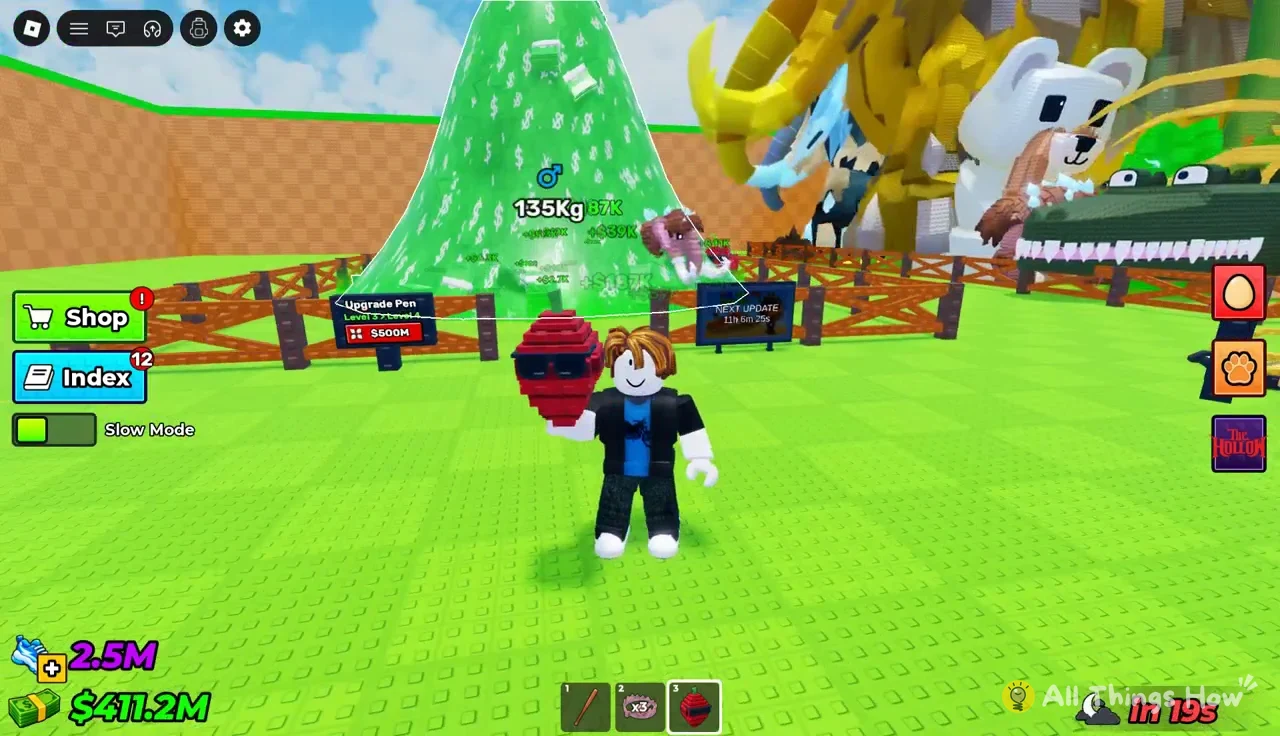Avatar holding a red weight item next to the Upgrade Pen with a 135Kg status and cash effects