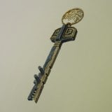 Huang Manor Key