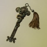 Rusted Loong Key
