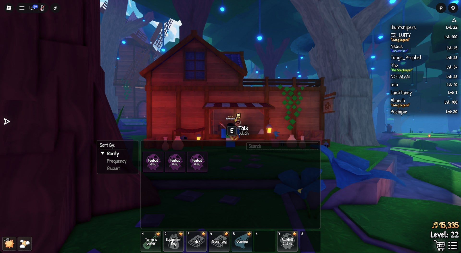 Three Faebud in the backpack in SCROOMS