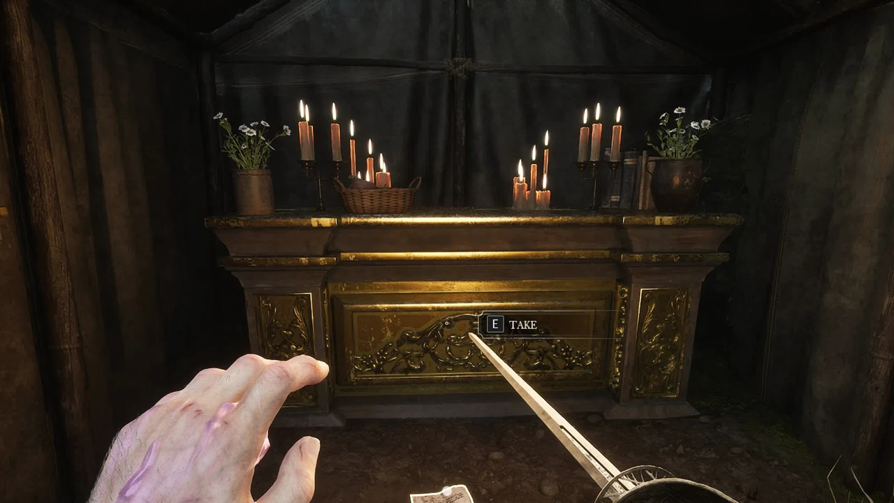 E Take prompt active while aiming at an item on a candlelit golden altar inside a tent