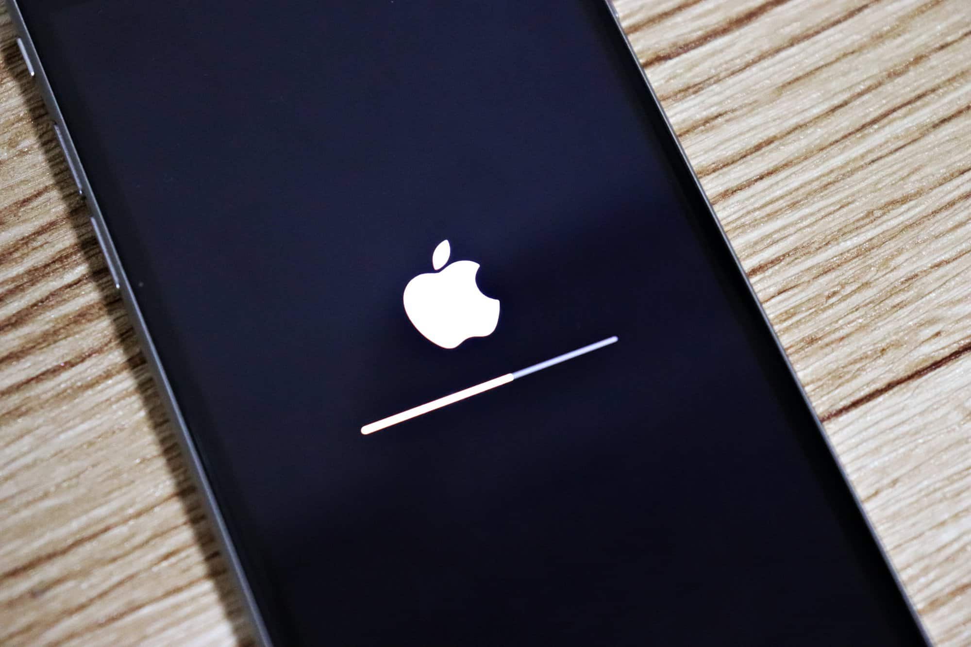 How to install iOS IPSW firmware file using iTunes on Windows and Mac