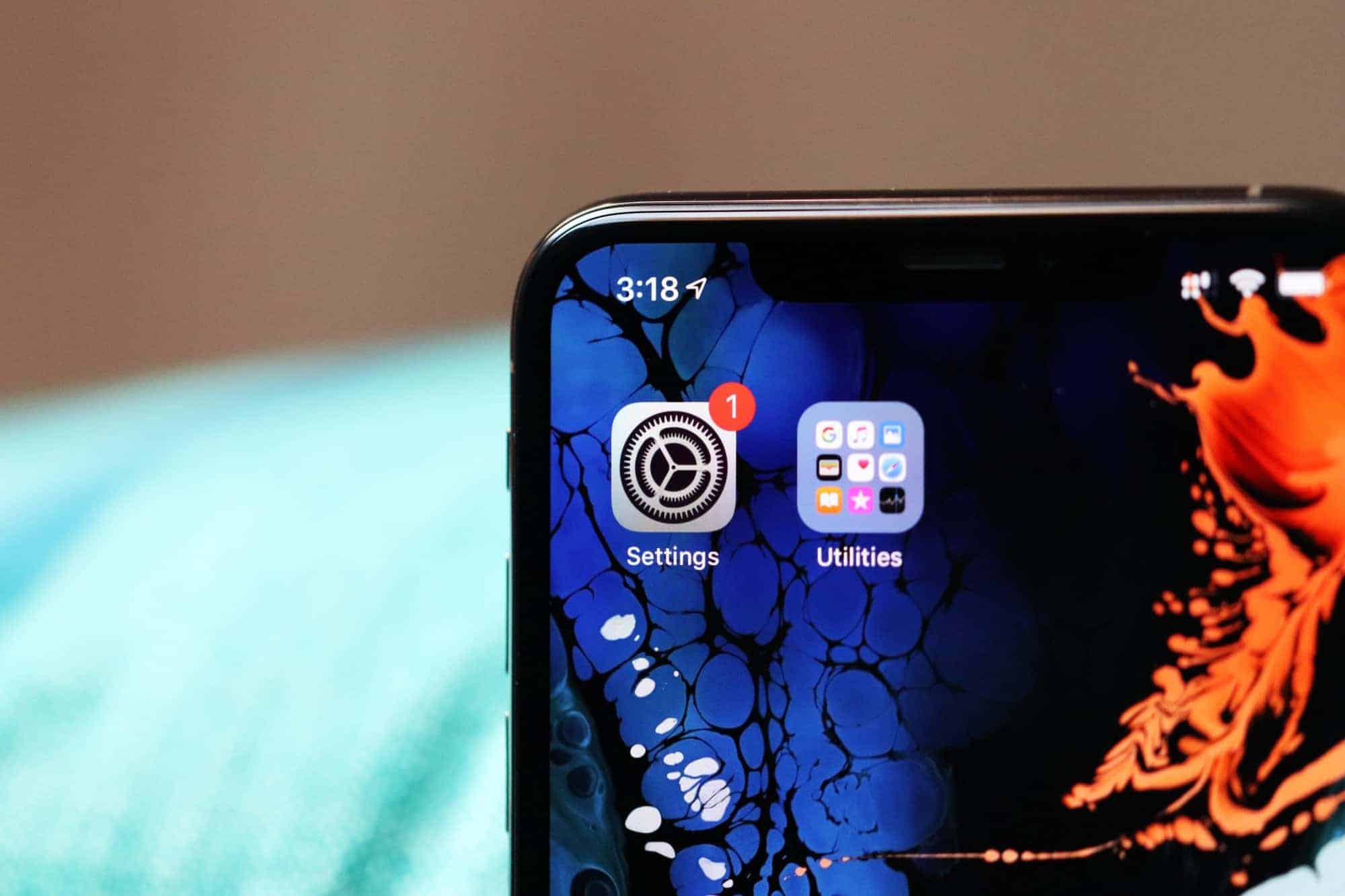 FIX: Notification icon on Settings won’t go away on iPhone